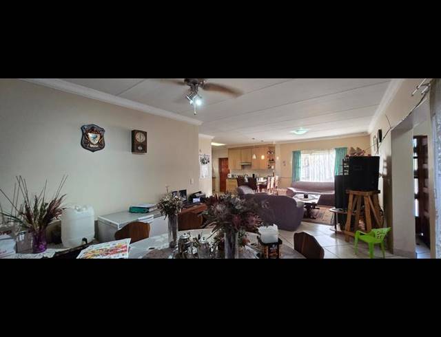 3 BEDROOM HOUSE FOR SALE IN GHOLFSIG